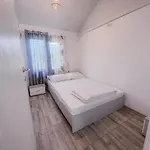 Mafmaf Tiny * Năvodari