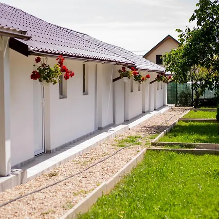 Mafmaf Tiny Case de vacanță
